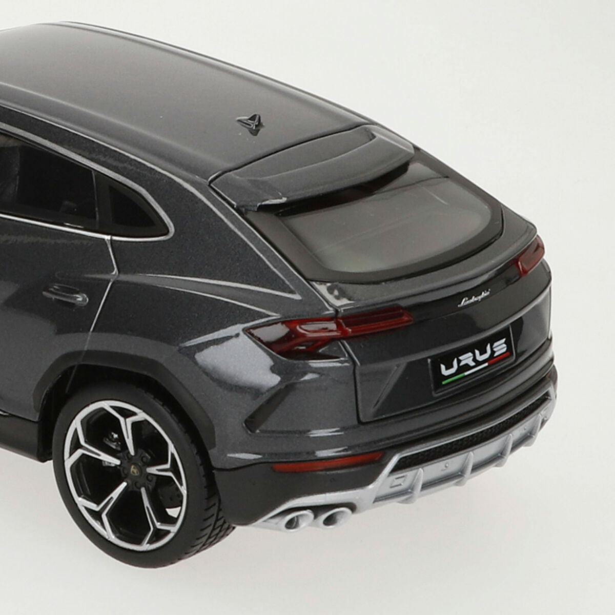 Car Bburago GT-Lamborghini Urus 1:18-2
