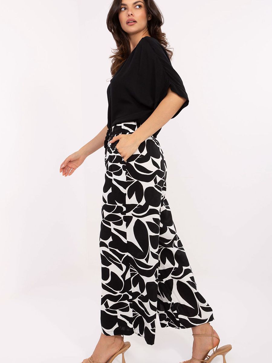 Women trousers model 215122 Sublevel-1