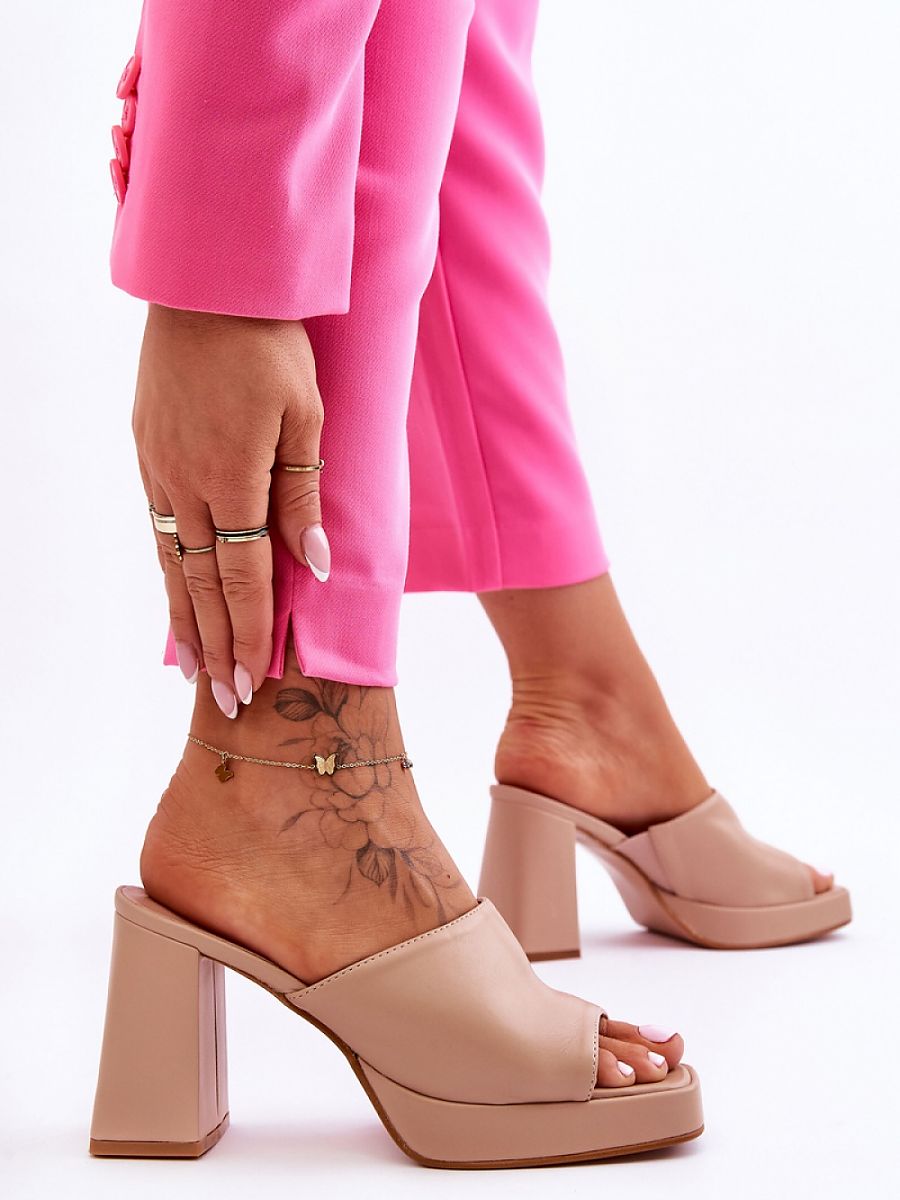 Flip-flops model 181070 Step in style-2