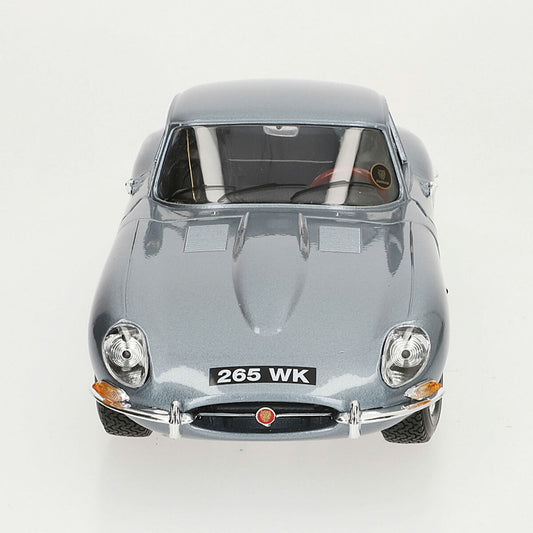 Car Bburago GT-Jaguar "E" Coupe (1961) 1:18-1