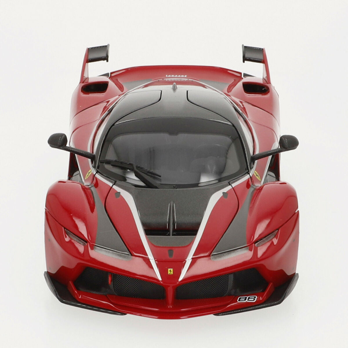 Car Bburago Ferrari FXX K #88 1:18-1