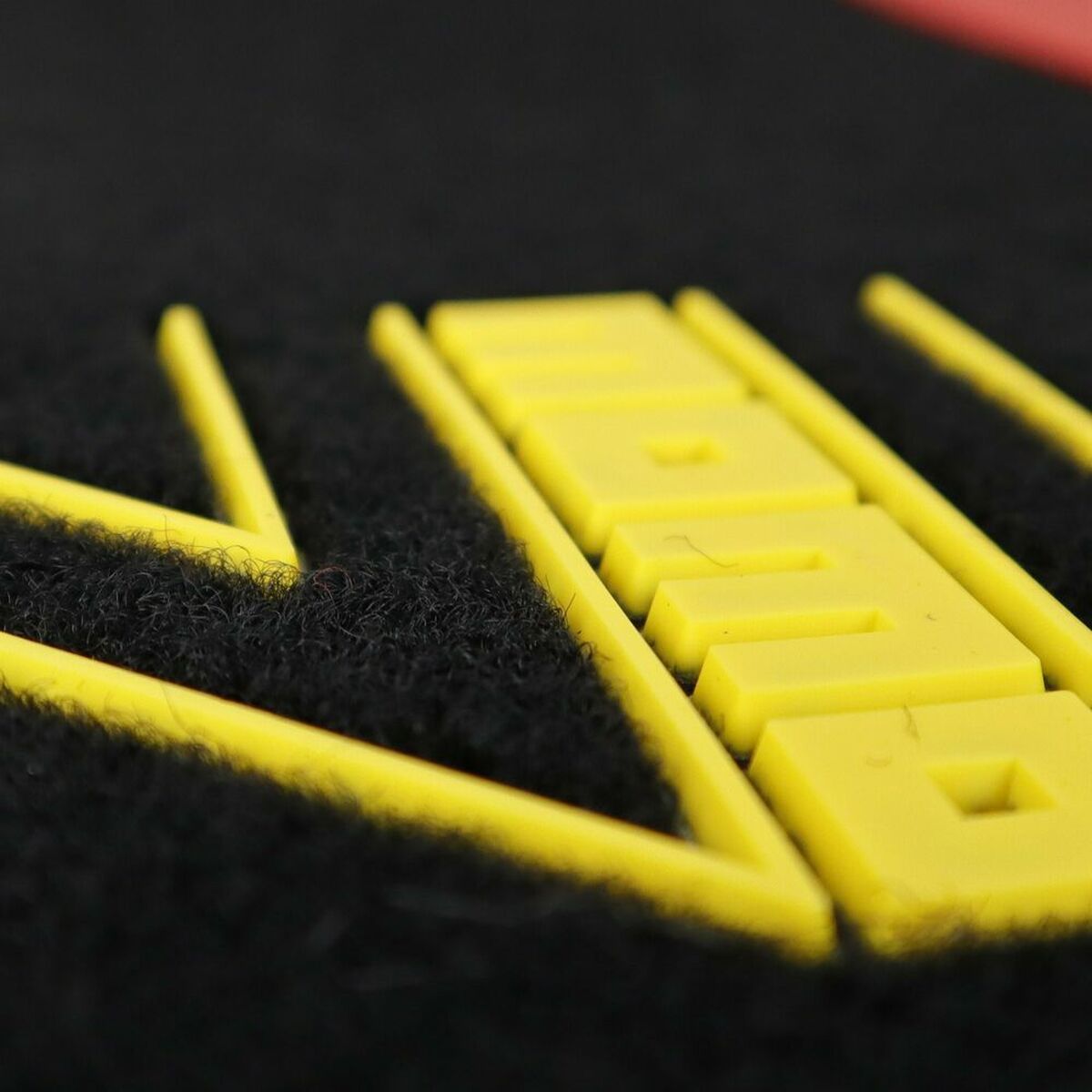 Car Floor Mat MOMO MOMLCM4A7BR Universal-4