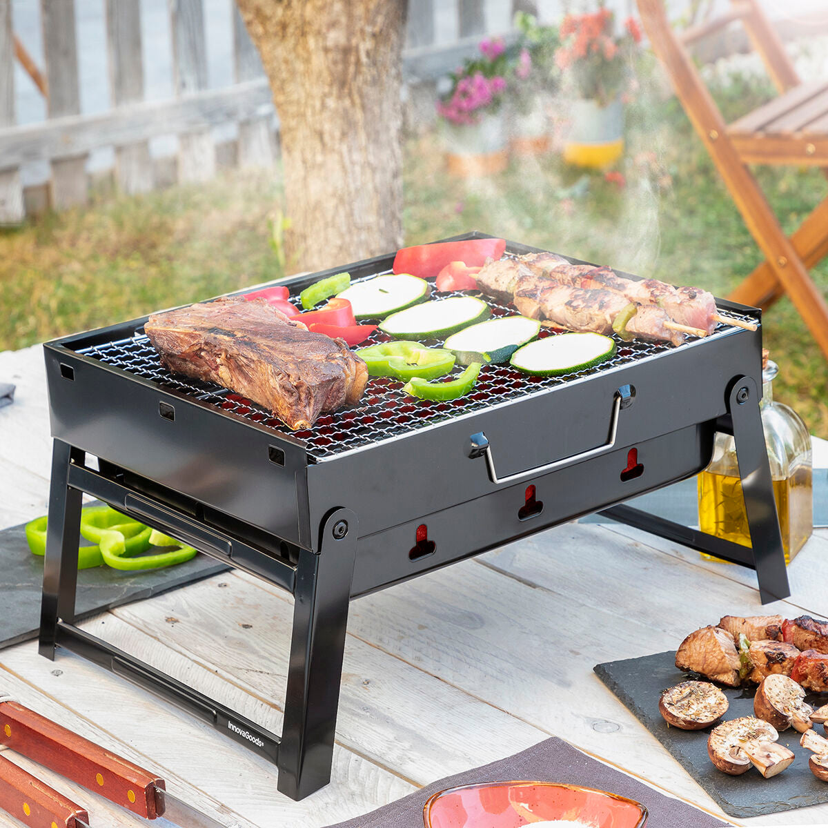 Folding Portable Barbecue for use with Charcoal BearBQ InnovaGoods-0