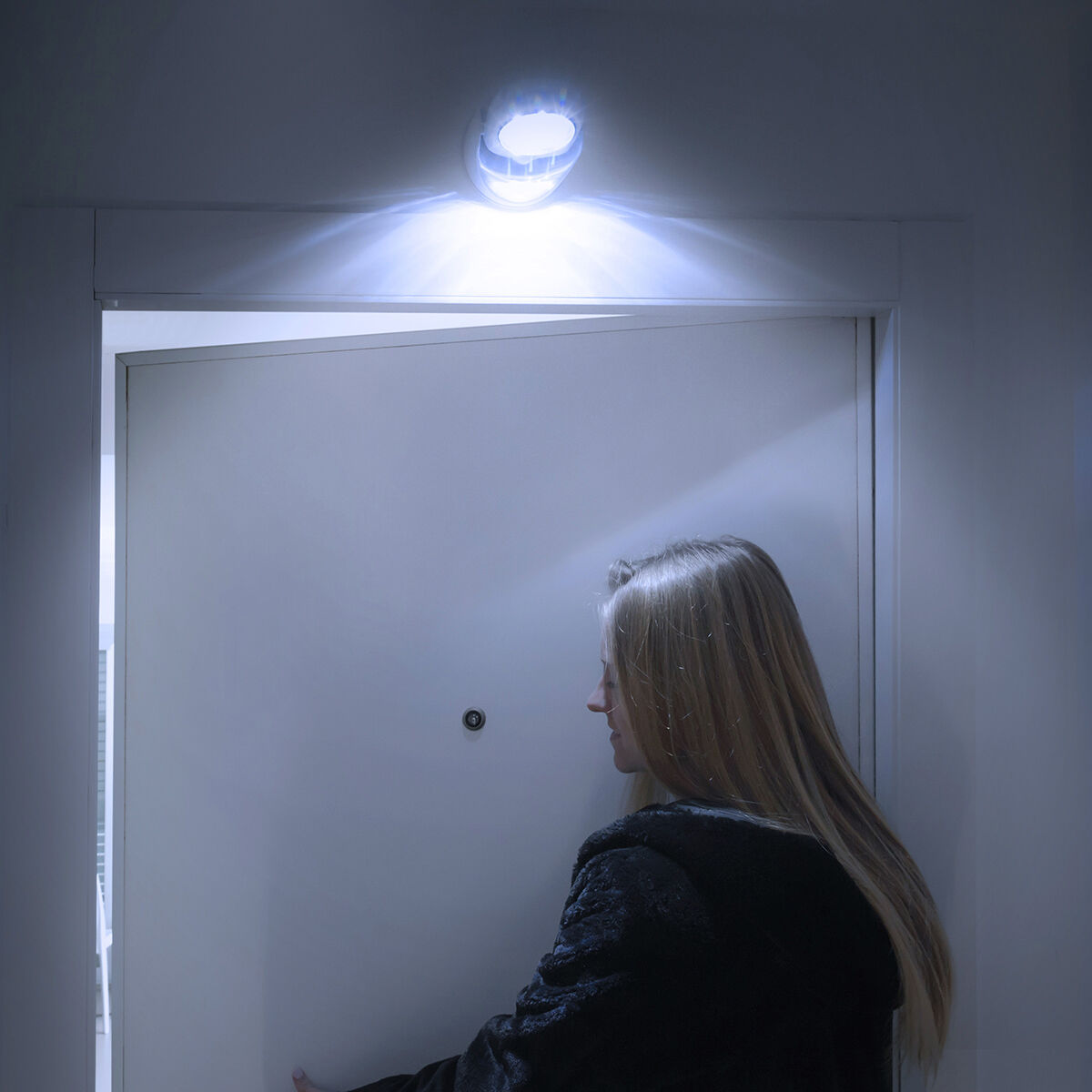 Motion Sensor LED Lamp Lumact 360º InnovaGoods-11